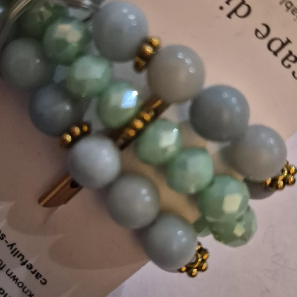 Beaded WATCHBAND for Apple Watch - Picture 2 of 3